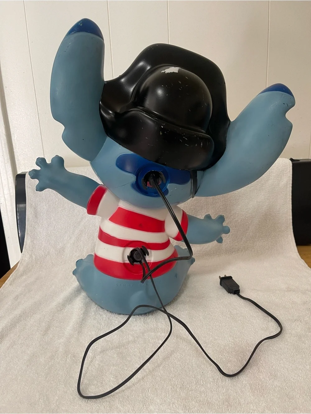 Halloween Pirate Stitch lighted yard decor
